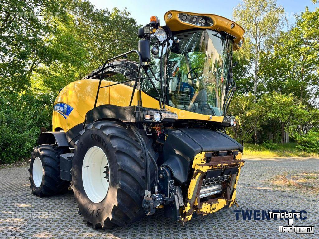 Forage-harvester New Holland FR 700 hakselaar