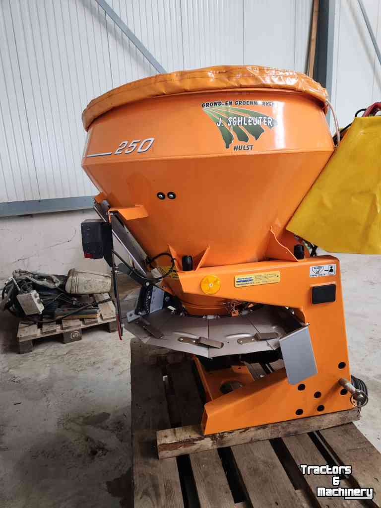 Snow Removal Equipment Rauch sa 250 typ 1