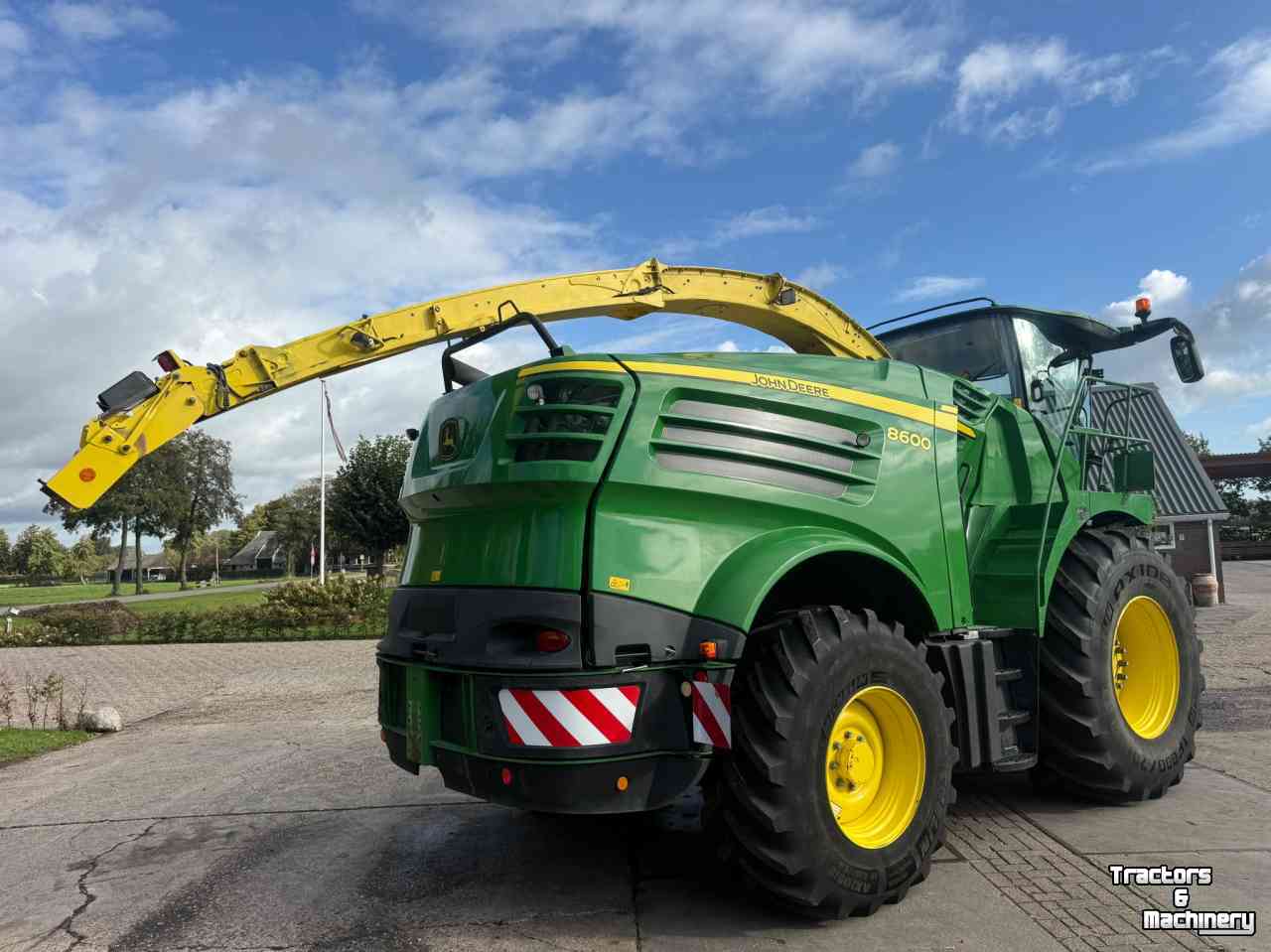 Forage-harvester John Deere 8600 40 KM Korrelkneuzer Airco 4 WD Harvester Claas