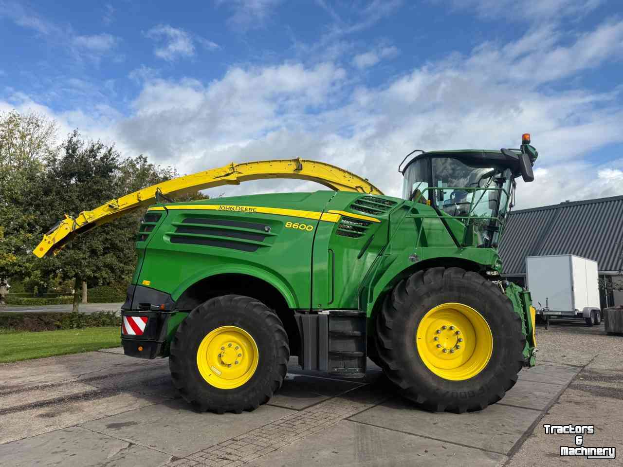 Forage-harvester John Deere 8600 40 KM Korrelkneuzer Airco 4 WD Harvester Claas
