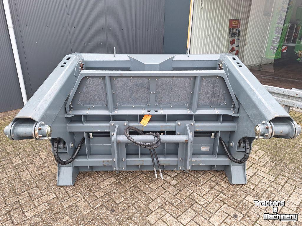 Silage-block distribution wagon Flingk KHXL 1722