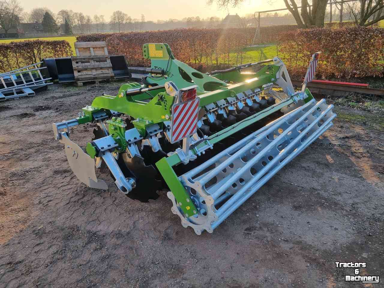 Disc harrow Tolmet schijveneg Astat