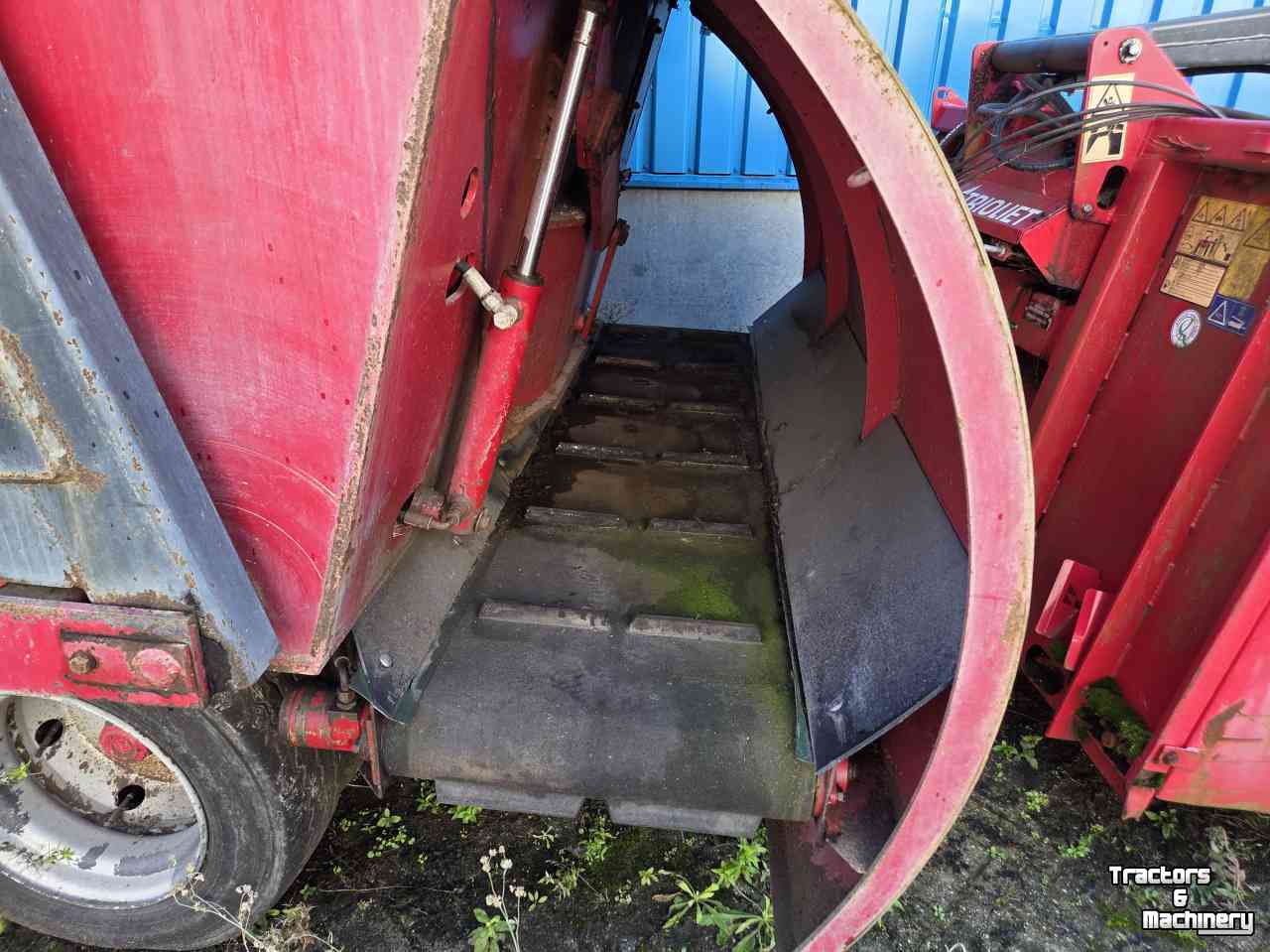 Feed mixer BVL V-MIX 10LS