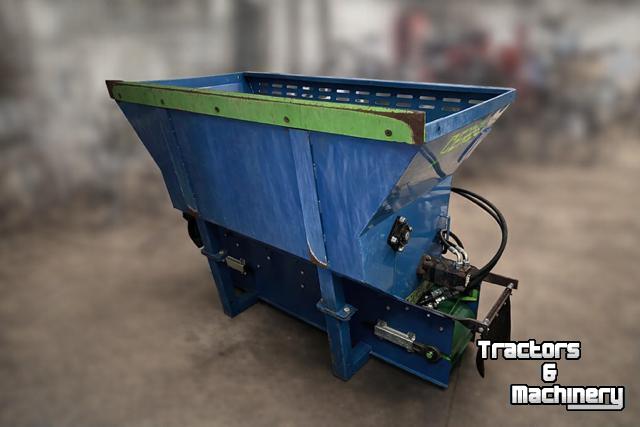 Straw spreader for boxes Ceres CBS 851 Boxenstrooier / Bietensnijder