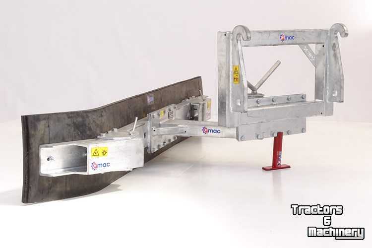 Rubber yard scraper Qmac Rubber feed scraper 2.10 mtr Hookup Weidemann