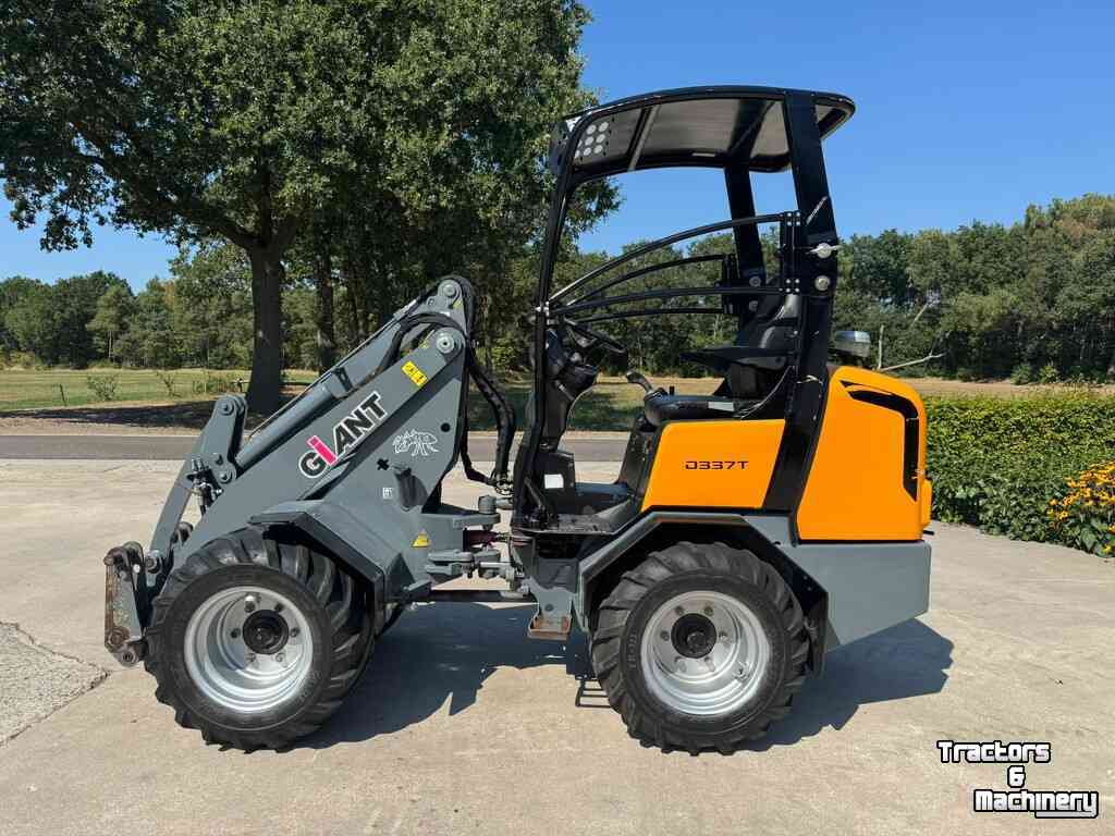Wheelloader Giant 337t