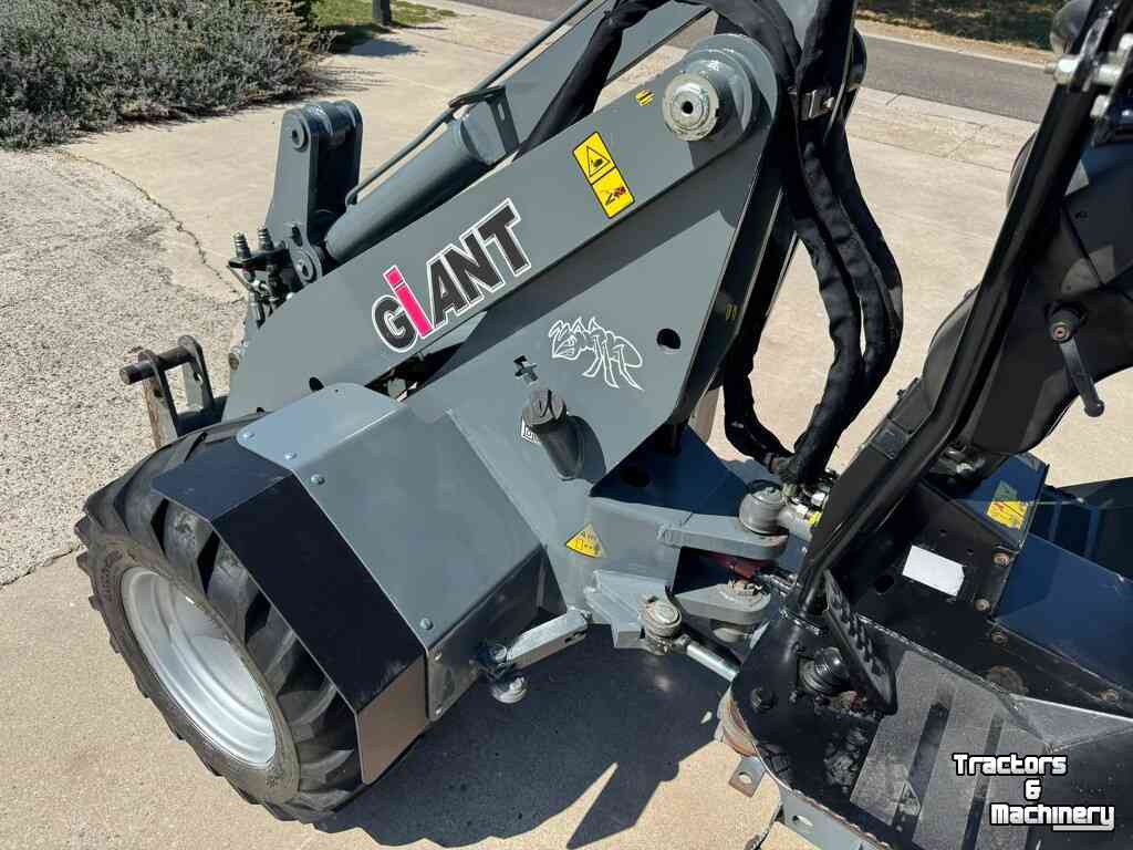 Wheelloader Giant 337t