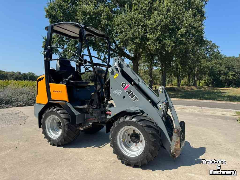 Wheelloader Giant 337t