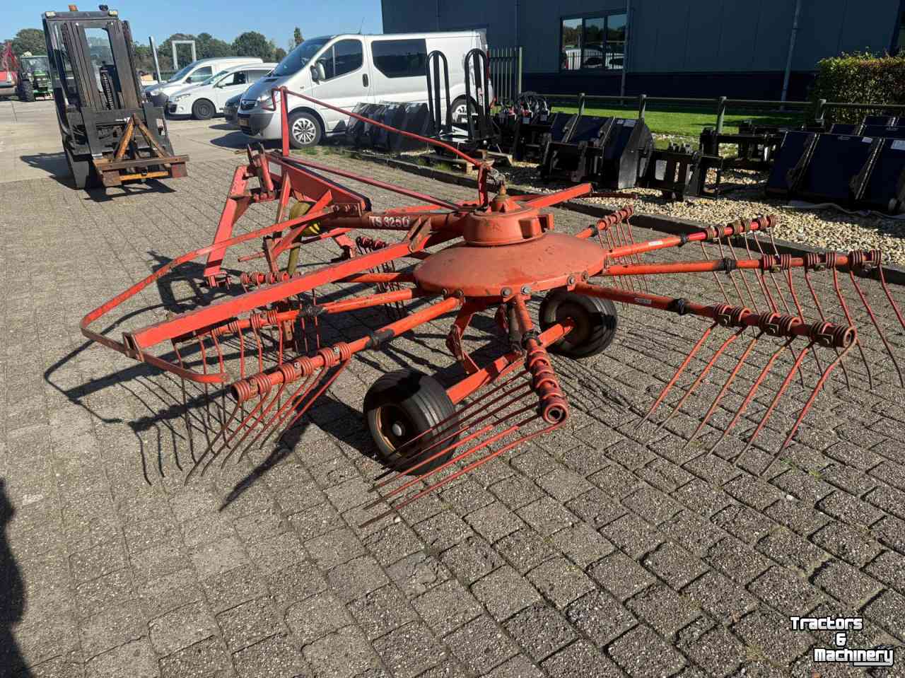 Rake Fella TS 325 D