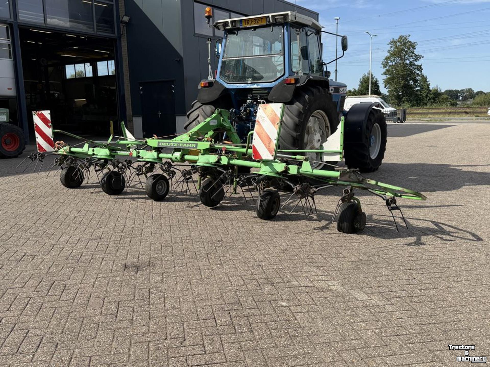 Tedder Deutz-Fahr Deutz-Fahr schudder