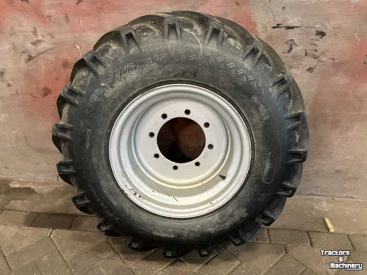 Wheels, Tyres, Rims & Dual spacers Danubiana 12.0/70R20