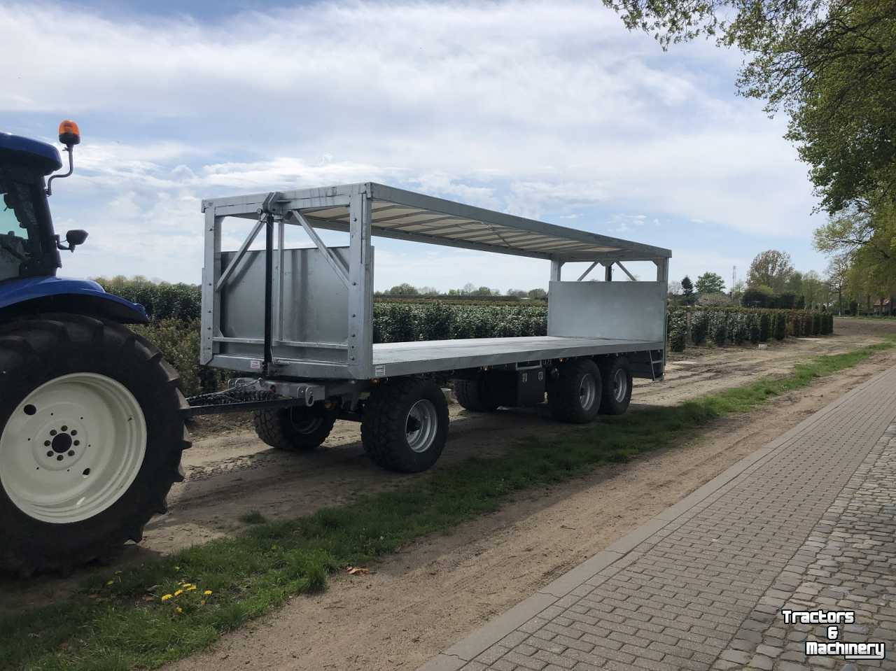 Agricultural wagon Heuvelmans Hefdakwagen kistenwagen