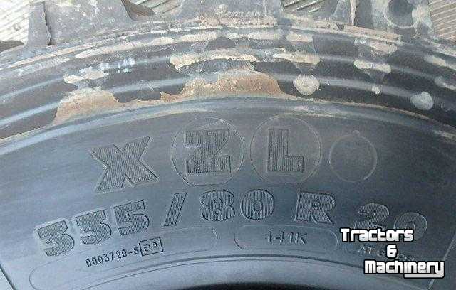 Wheels, Tyres, Rims & Dual spacers Michelin 335/80R20 Unimog banden op 8-gaats velg