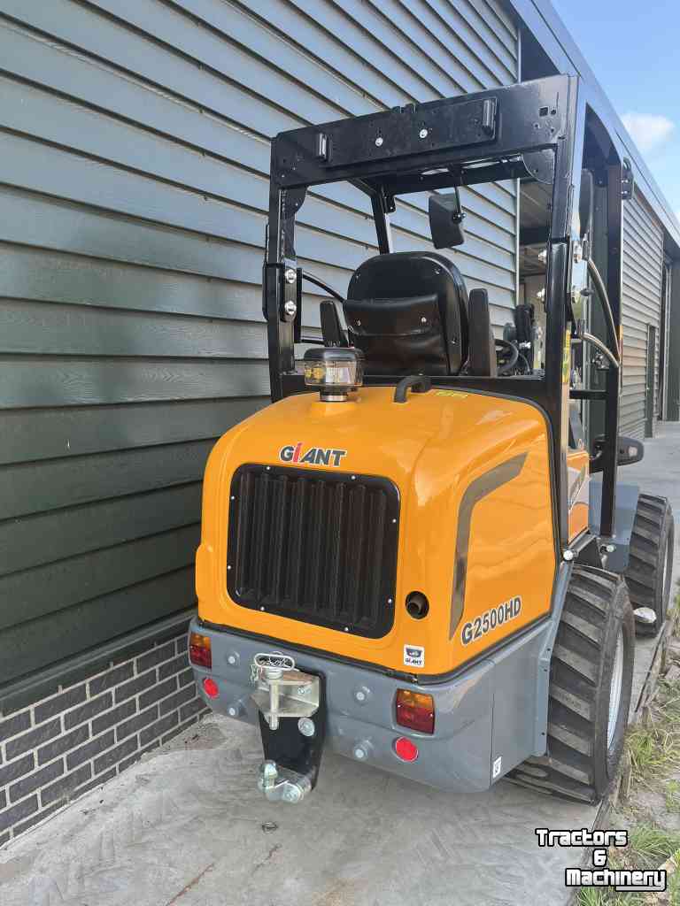 Wheelloader Giant G2500HD
