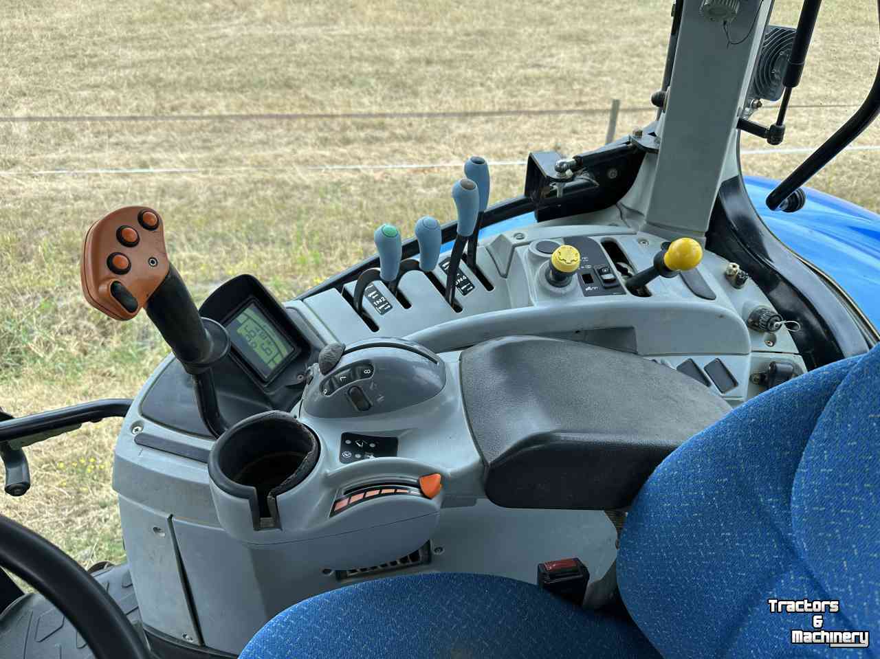 Tractor New Holland T6070