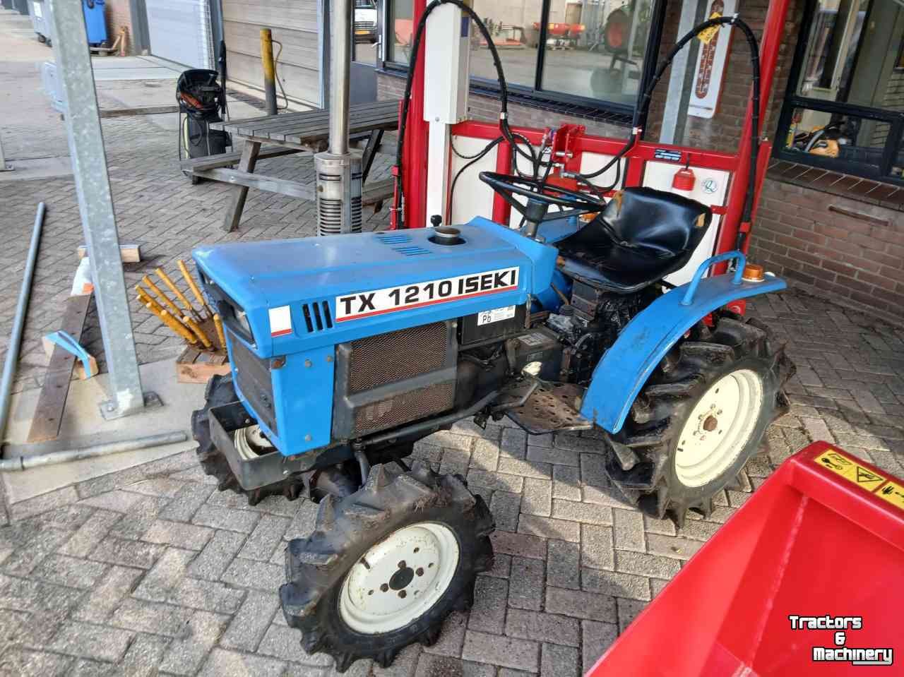 Horticultural Tractors Iseki TX 1210