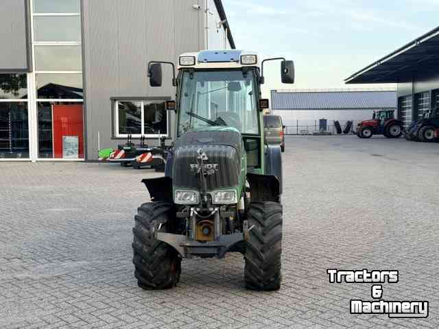 Small-track Tractor Fendt 208v, geveerde vooras, fronthef en pto