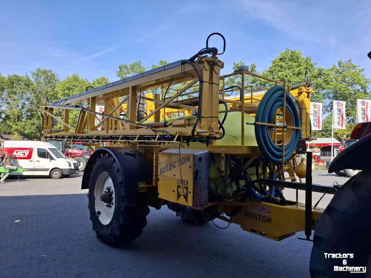 Fieldsprayer pull-type Dubex Mentor getrokken veldspuit