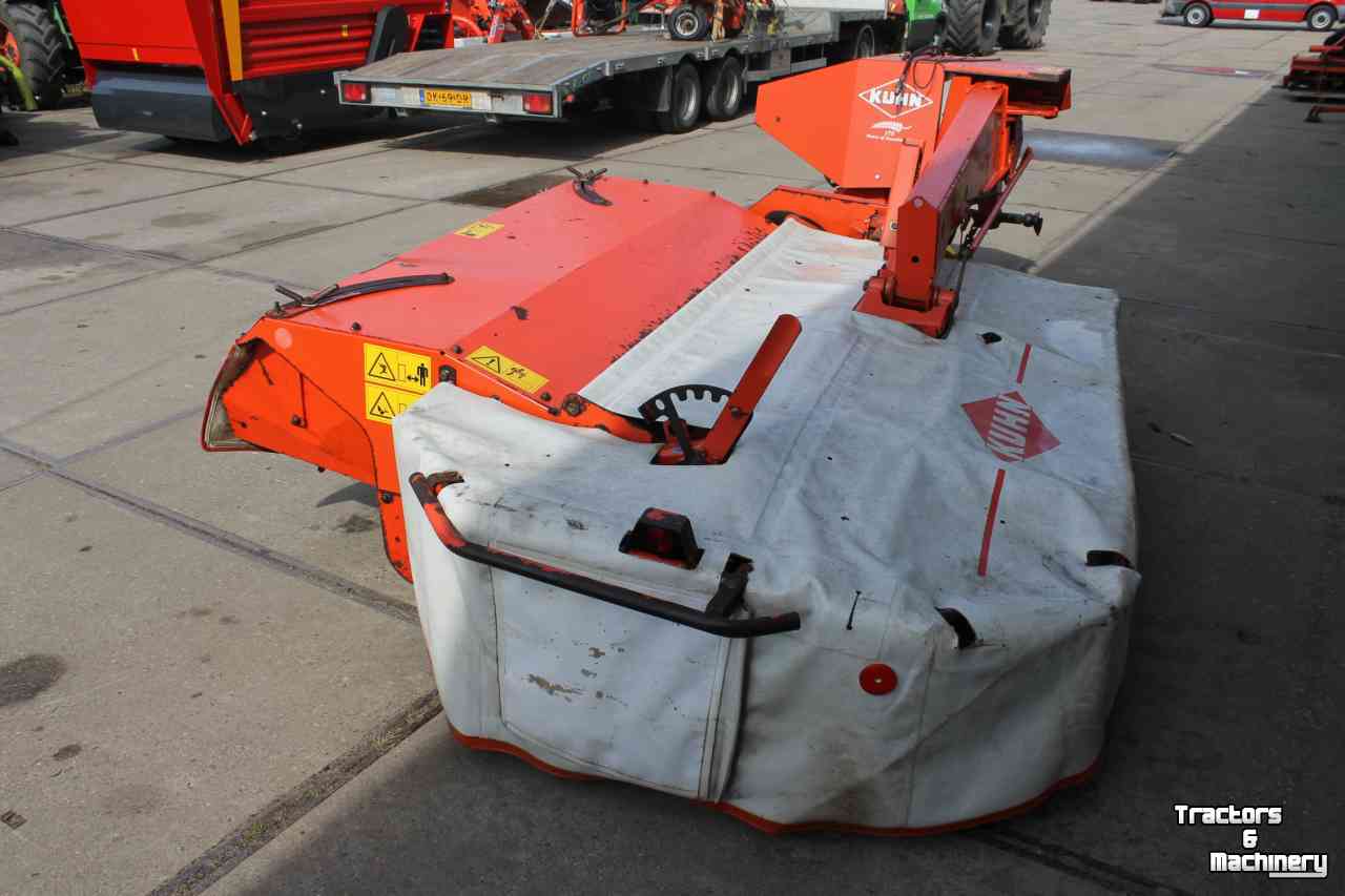 Mower Kuhn FC243 achtermaaier schijvenmaaier kneuzer lift-control