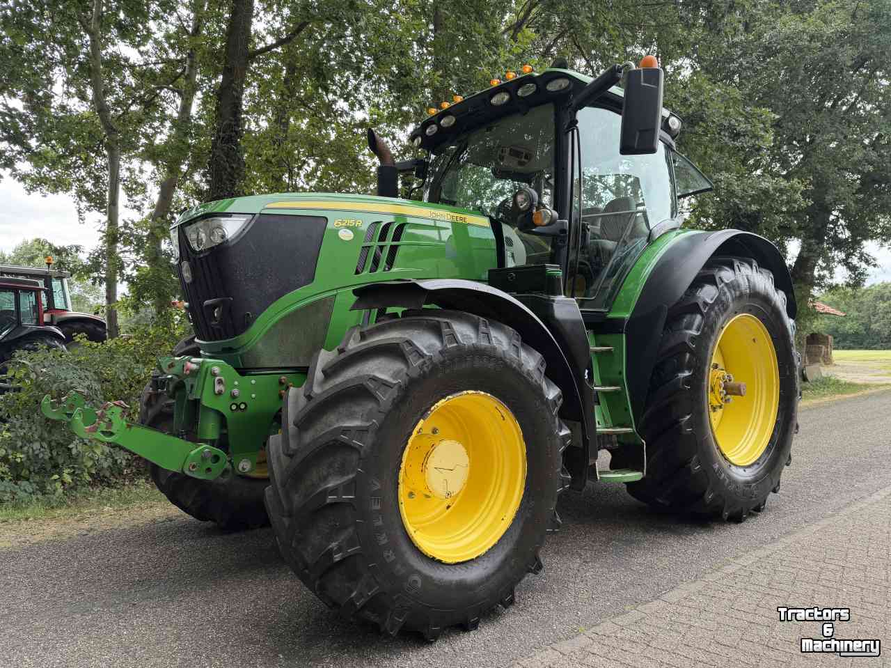 Tractor John Deere 6215R