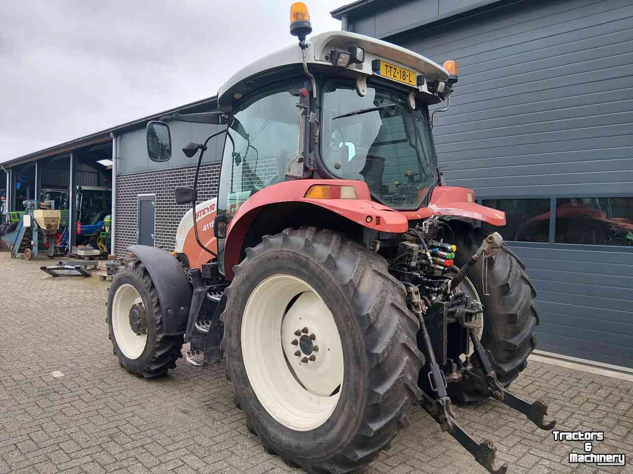 Tractor Steyr 4115 Profi  Fronthef PTO en Kruipversnelling