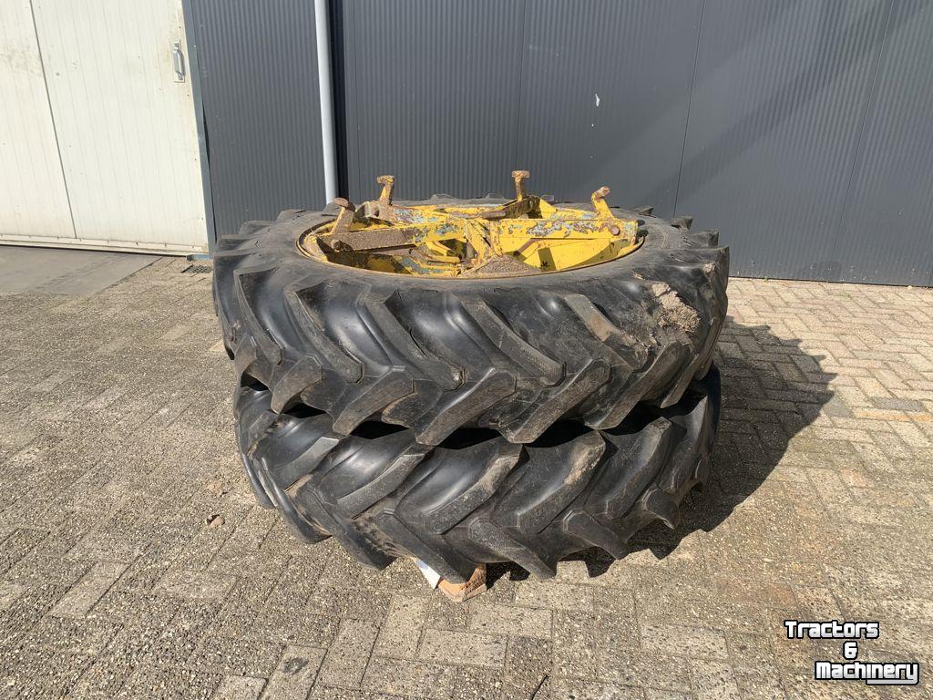 Wheels, Tyres, Rims & Dual spacers Vredestein 13.6R38 DUBBELLUCHT
