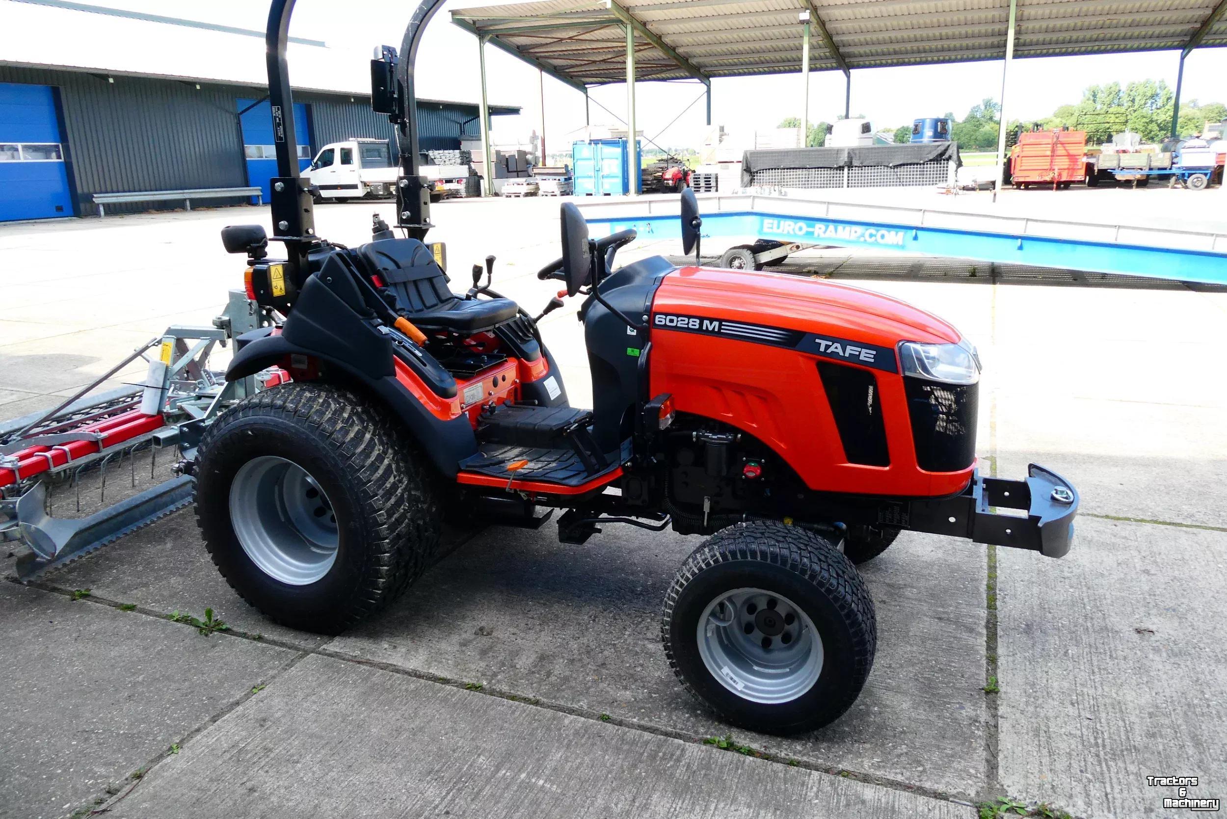 Tractor TAFE 6028M