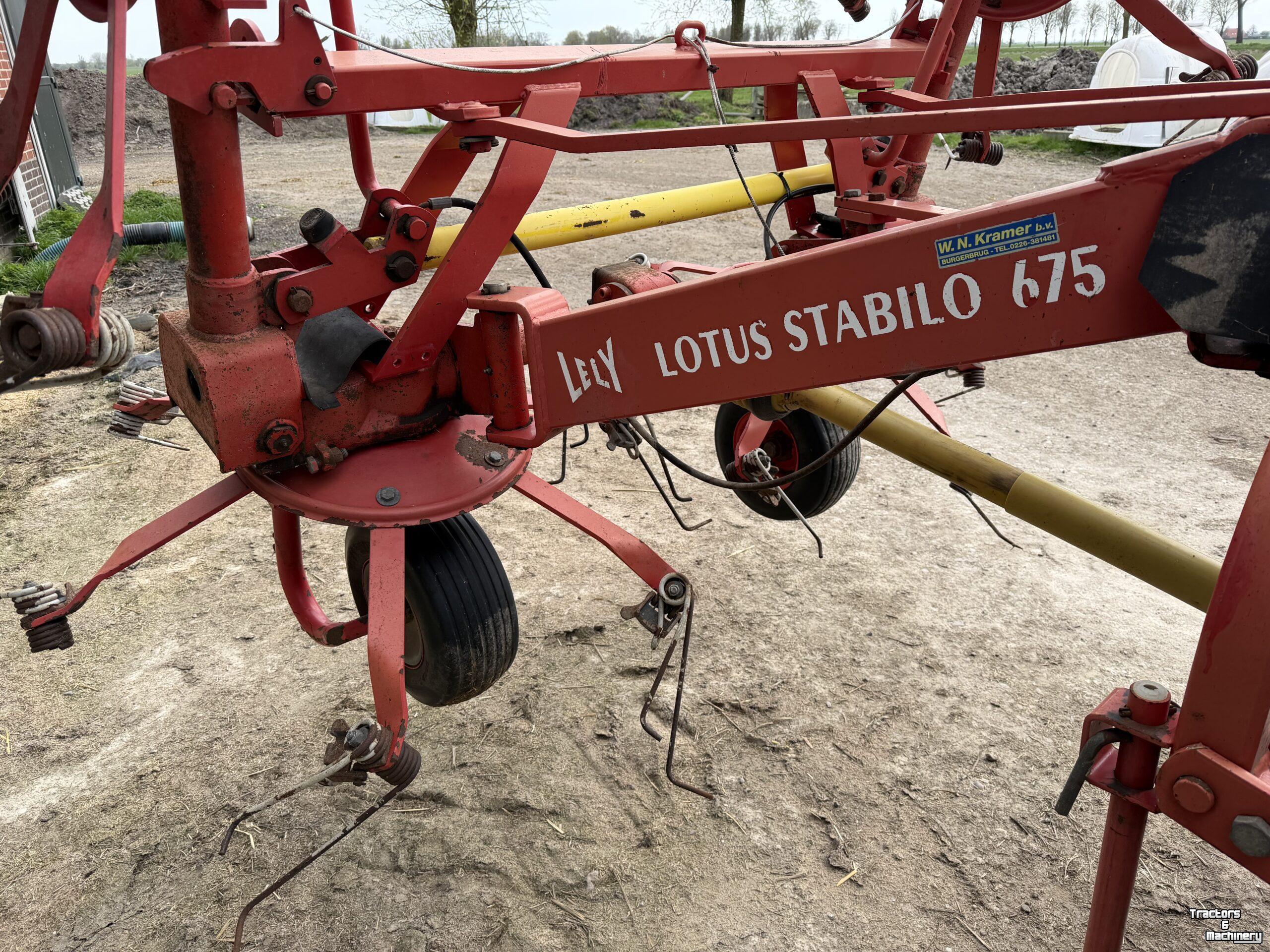 Tedder Lely Lotus 675