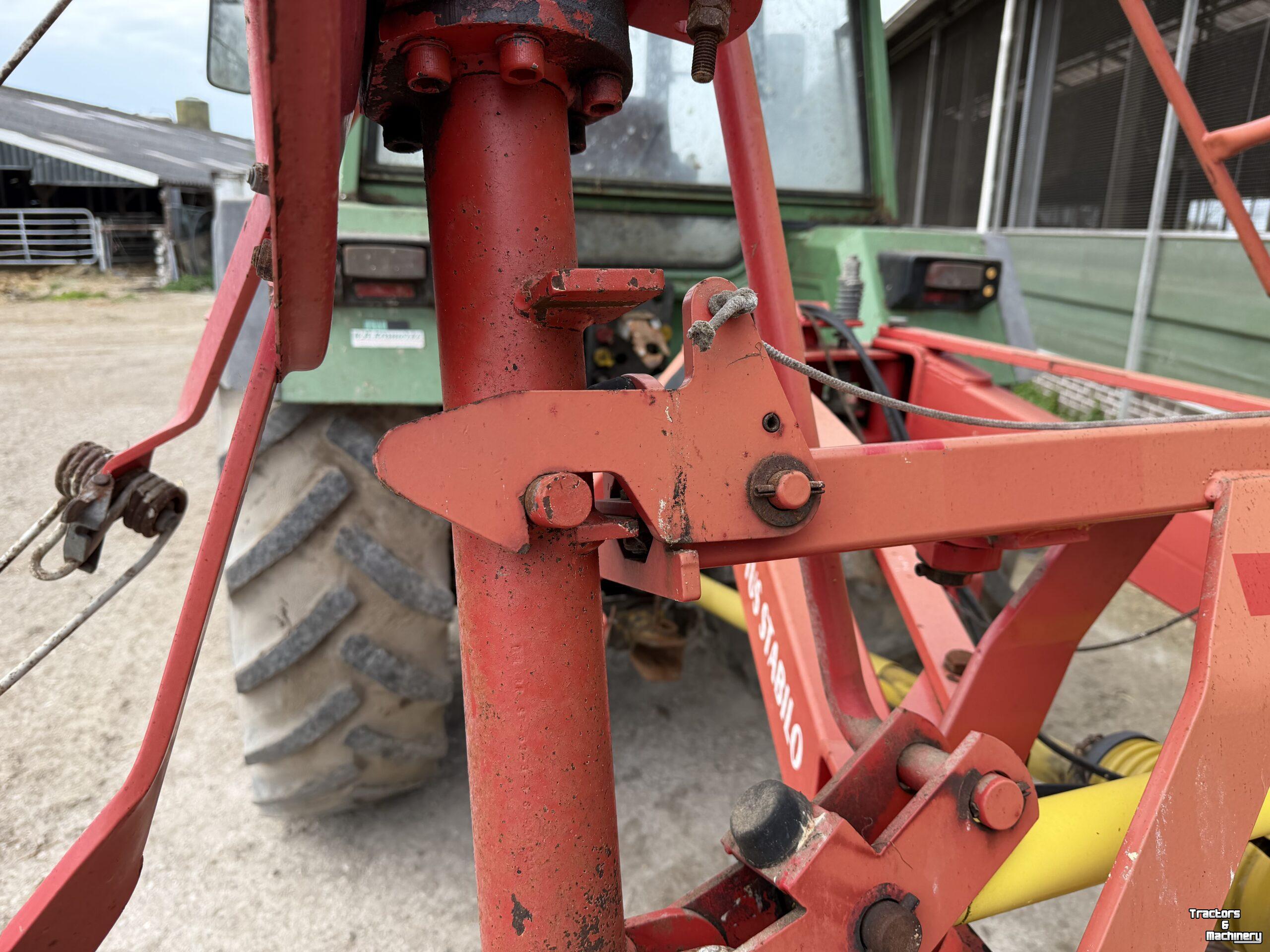 Tedder Lely Lotus 675