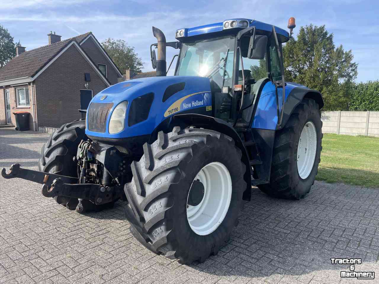Tractor New Holland TVT 190 Vario airco fronthef + frontpto