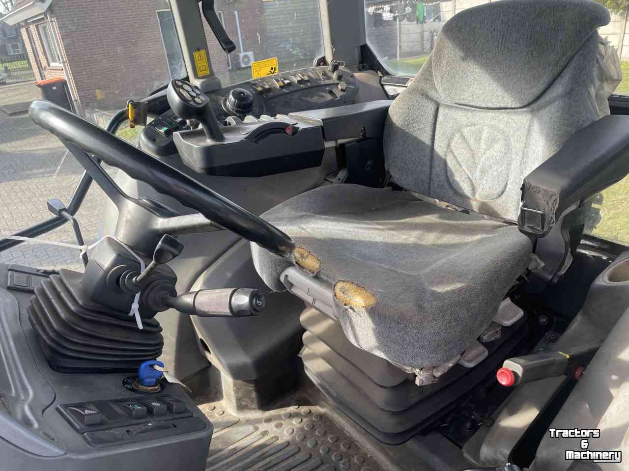 Tractor New Holland TVT 190 Vario airco fronthef + frontpto
