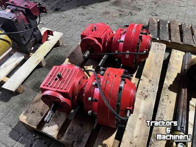Other silage equipment and accessories Trioliet tandwielkast , haakse aandrijving , trioliet mengwagen