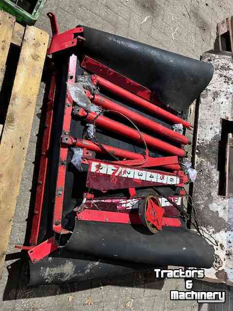 Other silage equipment and accessories Trioliet tandwielkast , haakse aandrijving , trioliet mengwagen