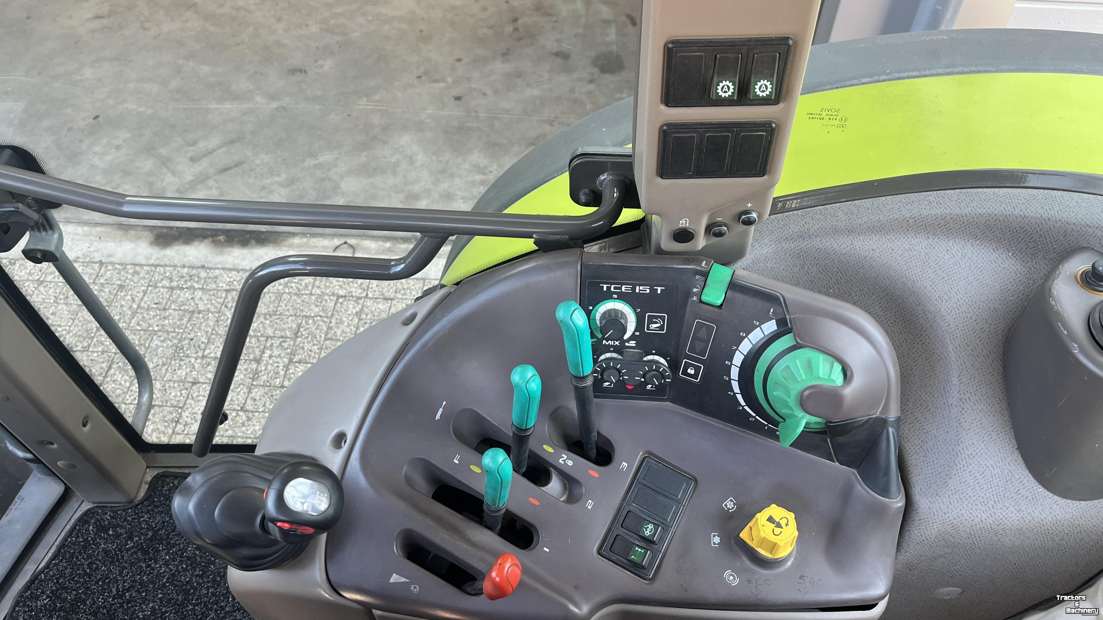 Tractor Claas ARES 566 RZ