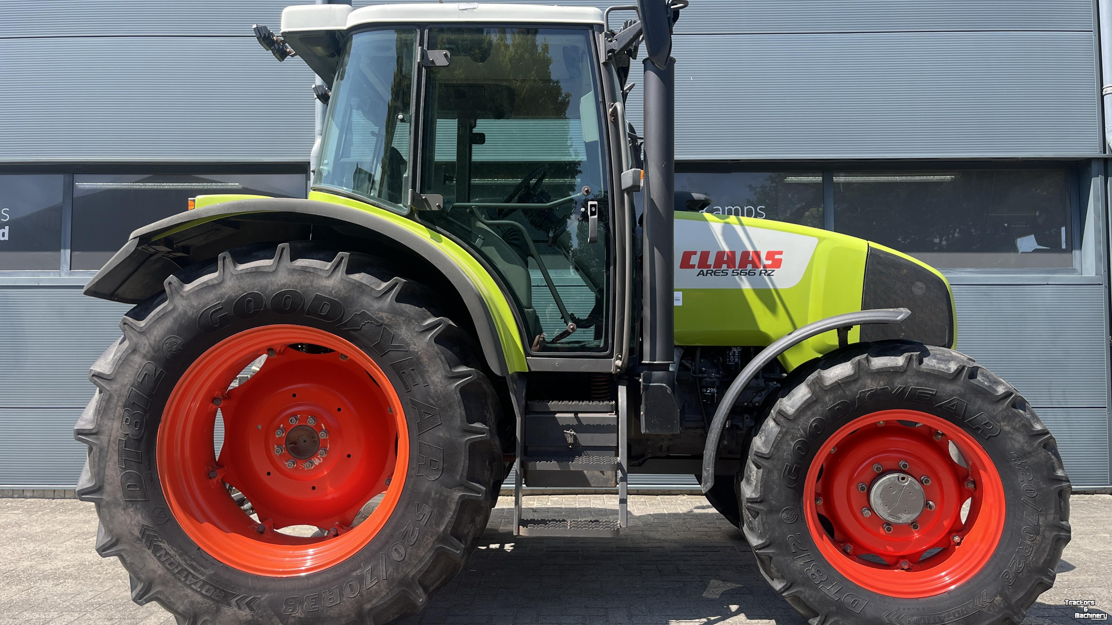 Tractor Claas ARES 566 RZ