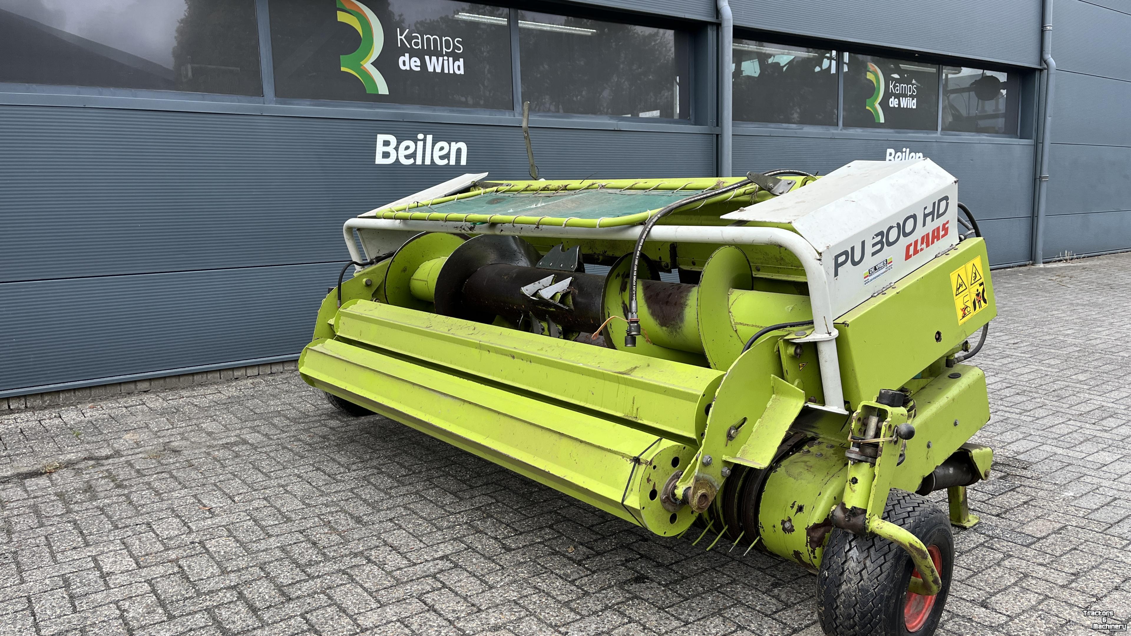 Cornhead Claas Pickup 300 HD Plus