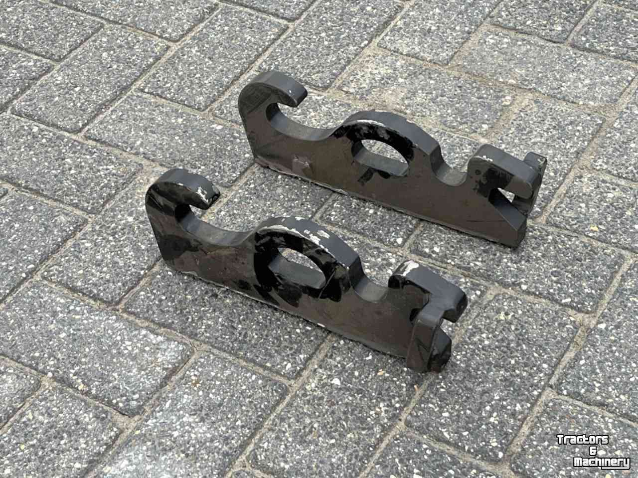 Other attachments and accessories  Aanlasdelen Aanlashaken Aanlasoren CW05