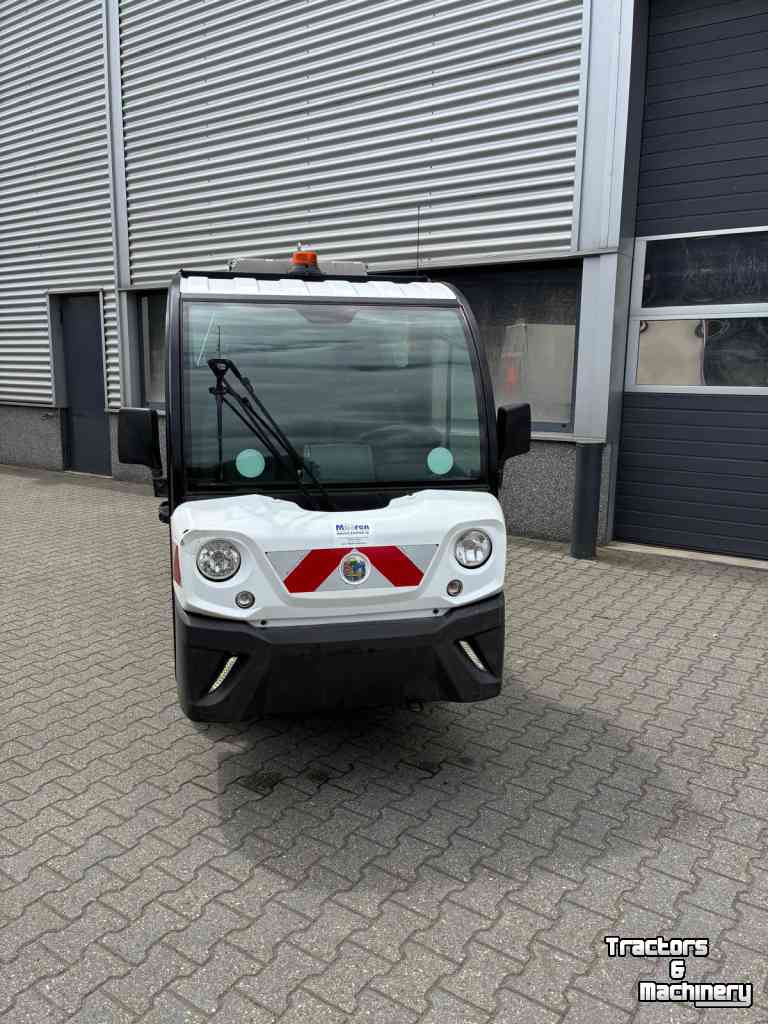 Other lawn and garden equipment and accessories Goupil G4 elektrische wagen met afval container