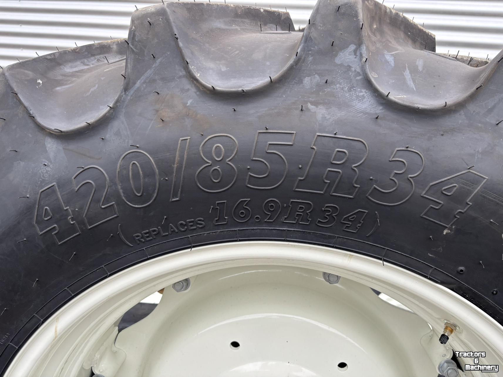 Wheels, Tyres, Rims & Dual spacers BKT Agrimax RT-855