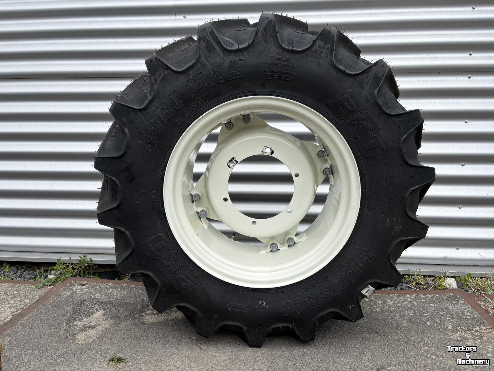 Wheels, Tyres, Rims & Dual spacers BKT Agrimax RT-855