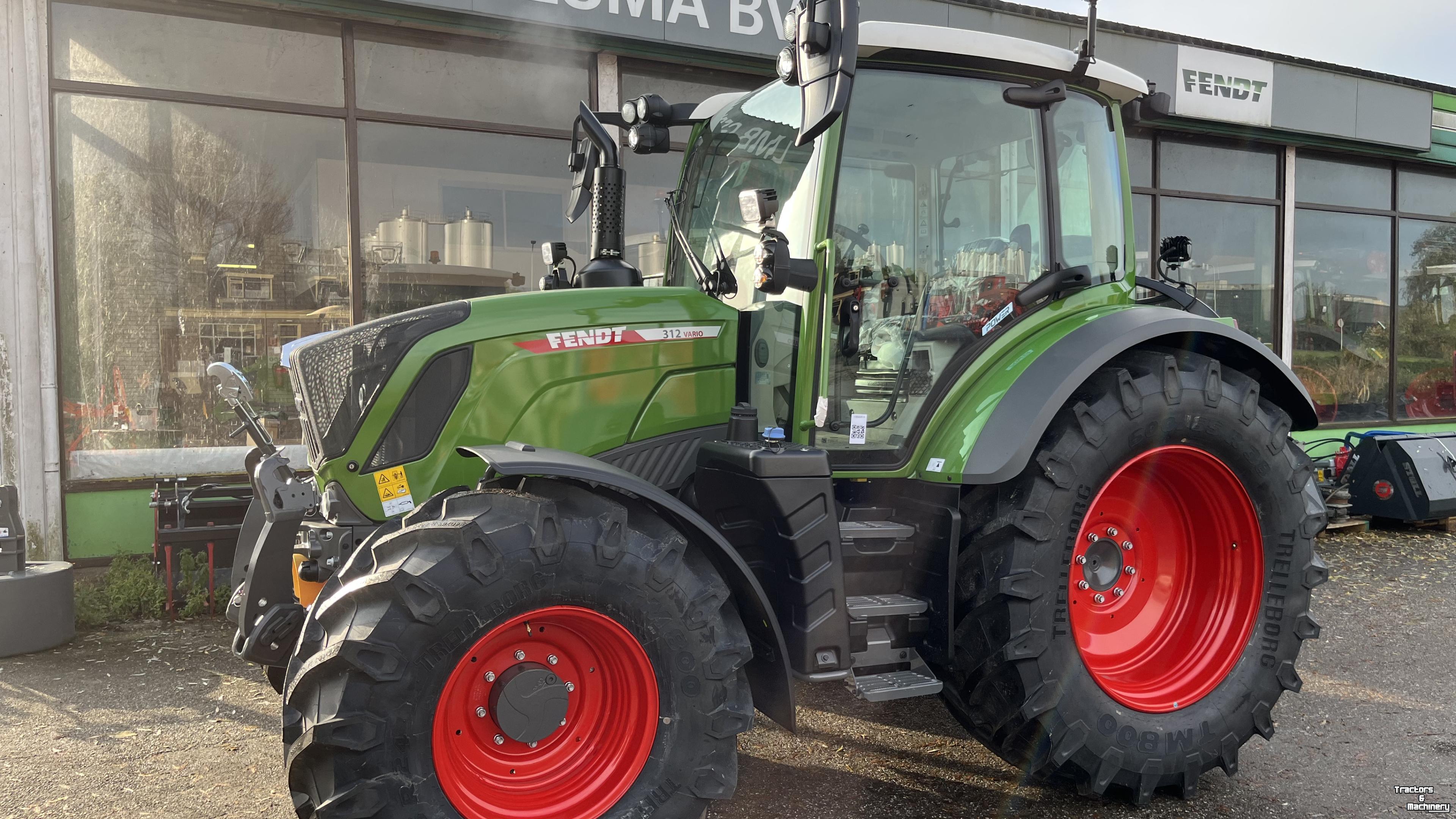 Tractor Fendt 312 one