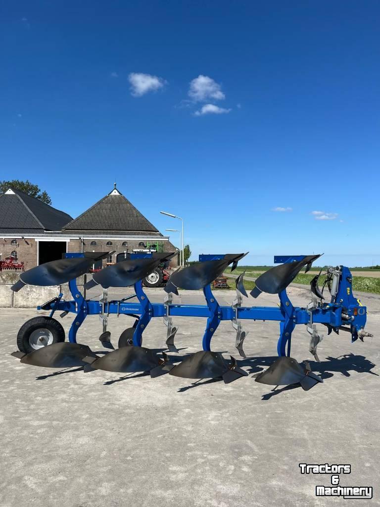 Ploughs Overum CX4100F