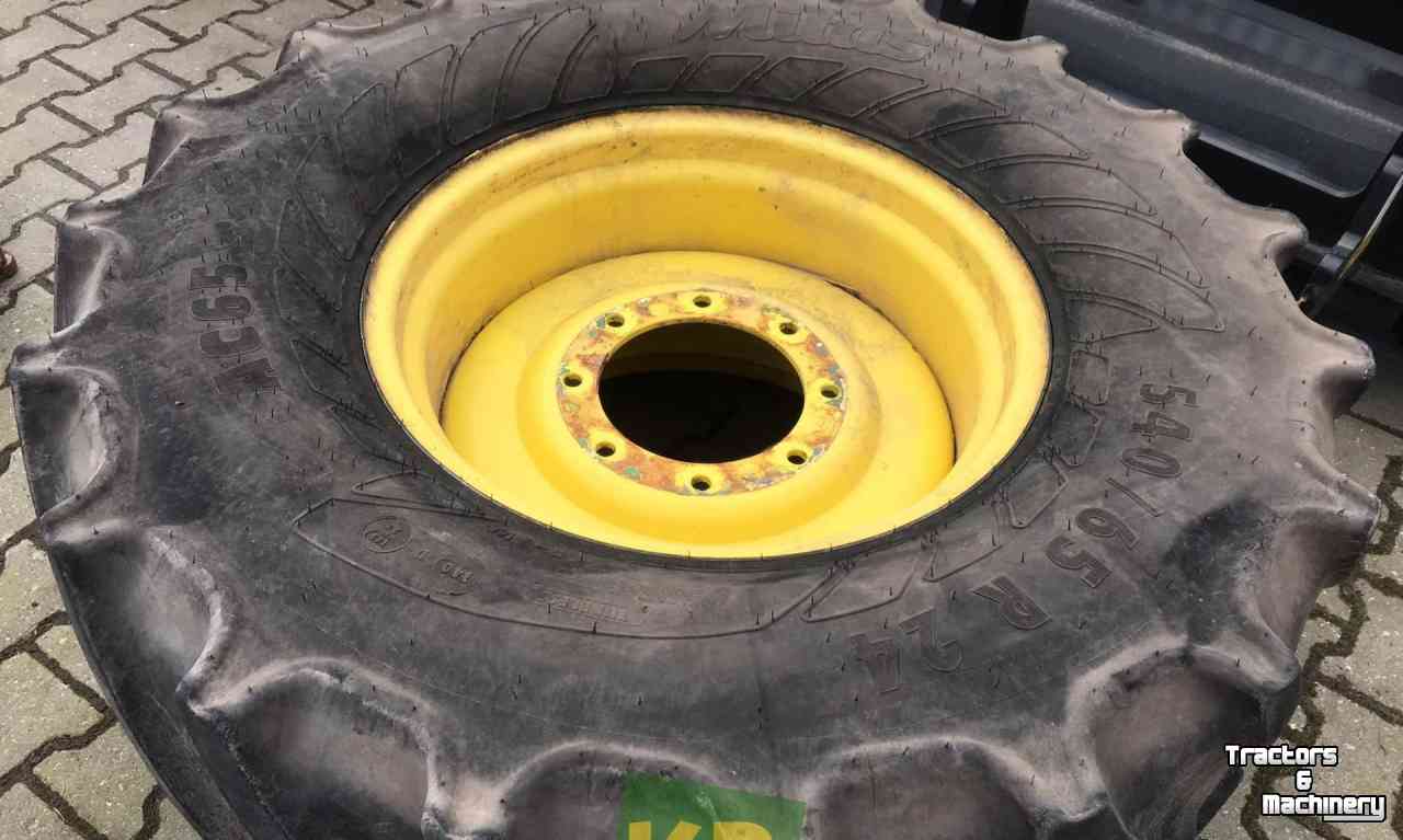 Wheels, Tyres, Rims & Dual spacers Mitas 540/65R24 20%  AC 65 +  600/65R38 50% SST