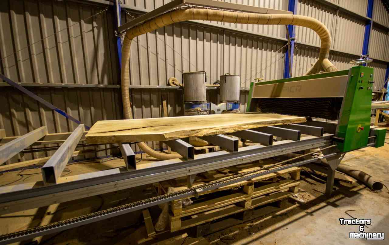 Other earthmoving and heavy equipment and accessories MCR MCR schuurmachine