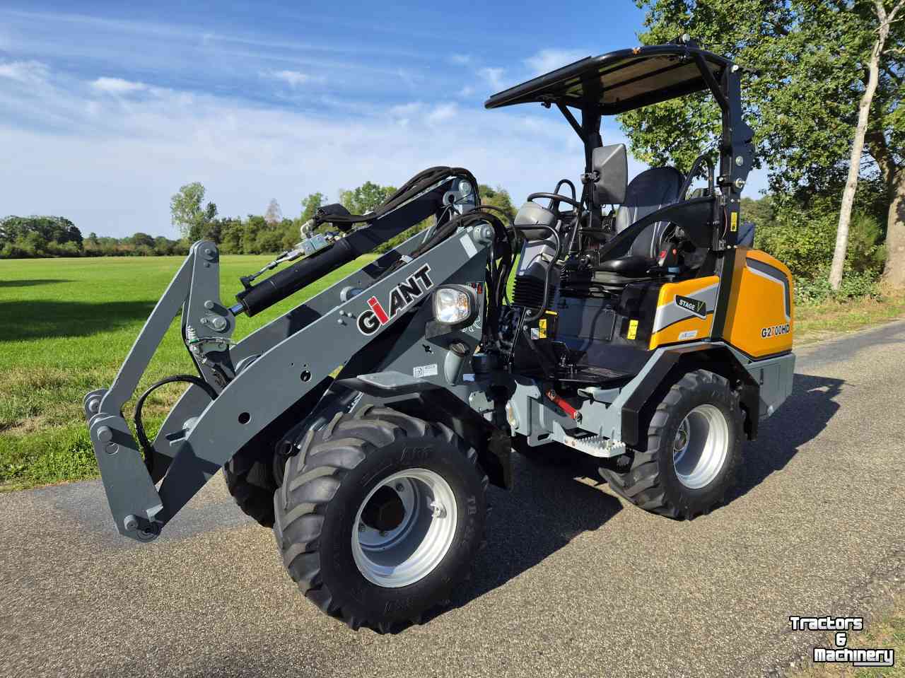 Wheelloader Giant G 2700 HD