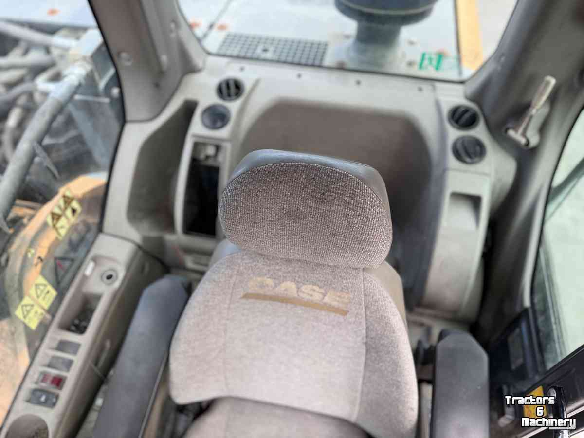Excavator tracks Case CX 350C