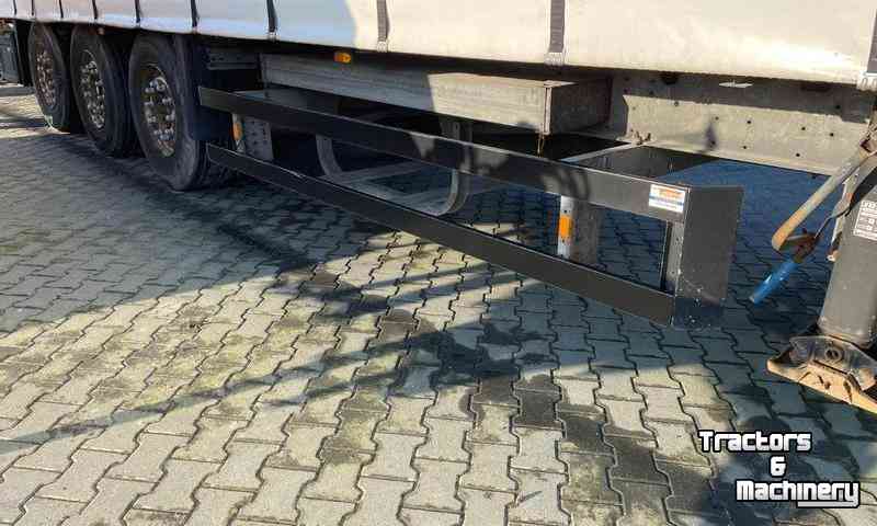 Truckwagon  Schmitz Trucktrailer / Trailer / Aanhangwagen met schuifdak
