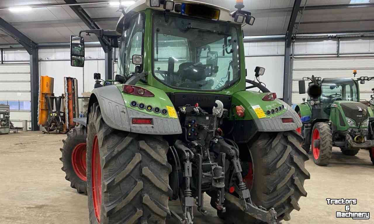 Tractors Fendt 516 Profi Plus