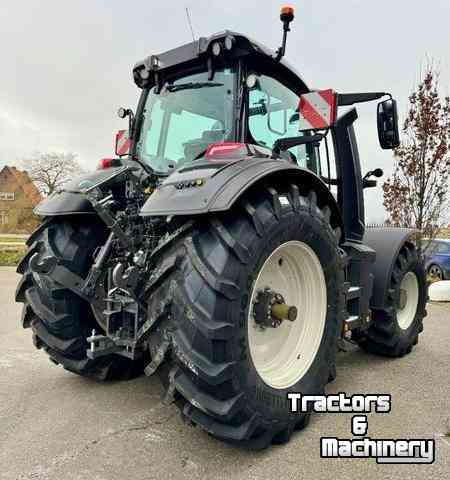 Tractors Valtra Q245