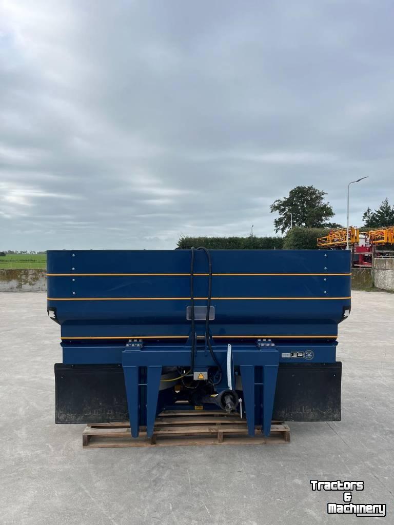 Fertilizer spreader Bogballe M2W D Kunstmeststrooier